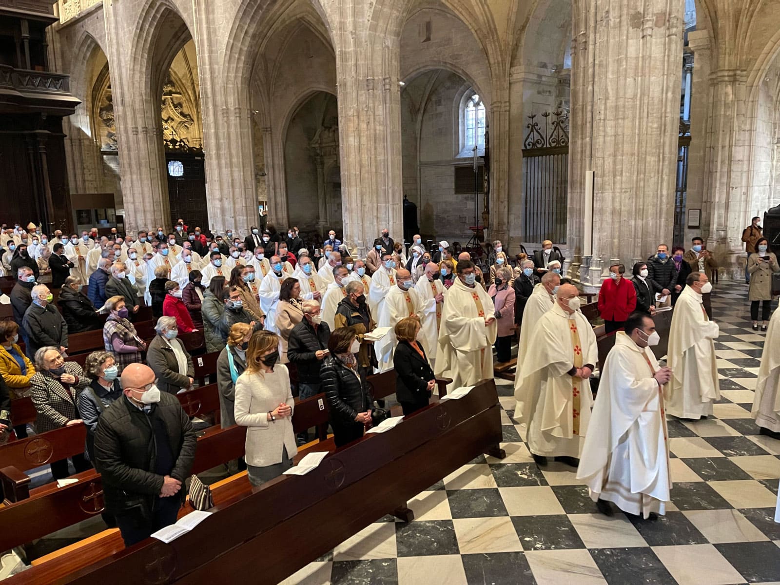 Celebración de la Misa Crismal en la Catedral de Oviedo. Semana Santa 2022.